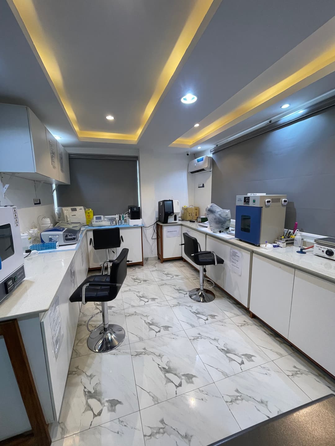 Laboratory & Diagnostics