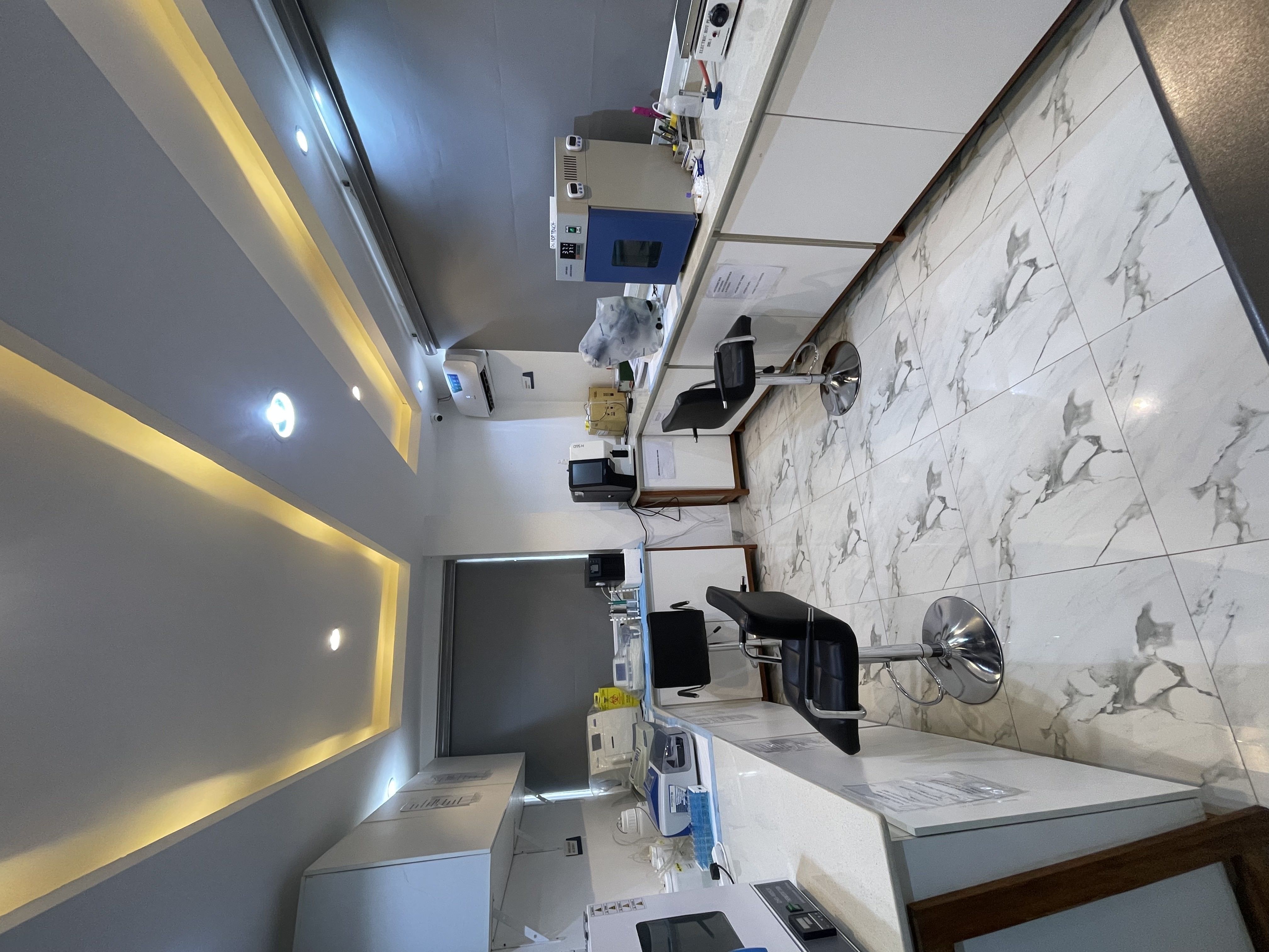 Laboratory & Diagnostics